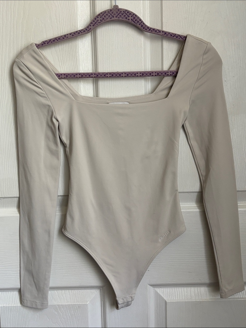 Contour Aritzia Taupe Square Neckline Scoop-Edge long sleeve bodysuit size XS